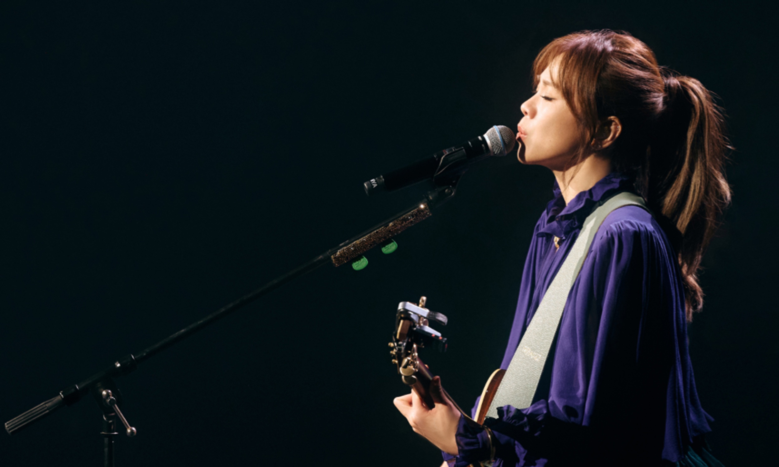 蔡健雅【除此之外 Into The B-Sides 这不是巡回演唱会】上海开唱 歌迷大合唱让她感动宣告：“B面，就是新的A面。”