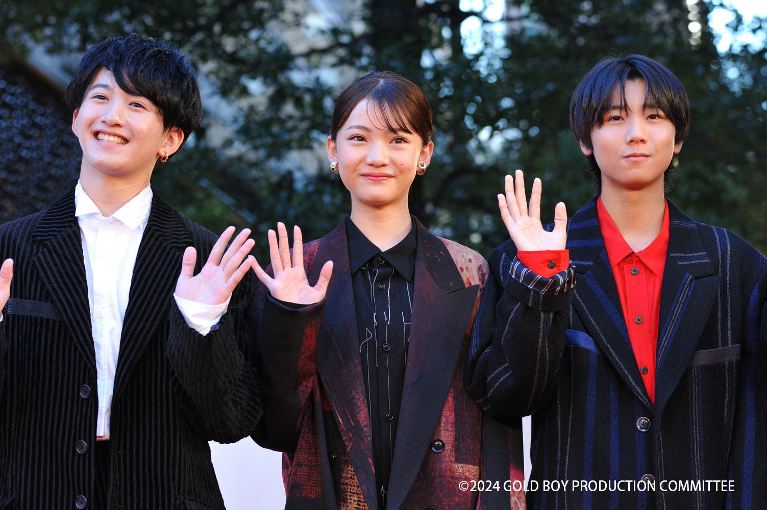 3、电影《GOLD BOY》演员，（从左至右）前出燿志、星乃安娜、羽村仁成.jpg