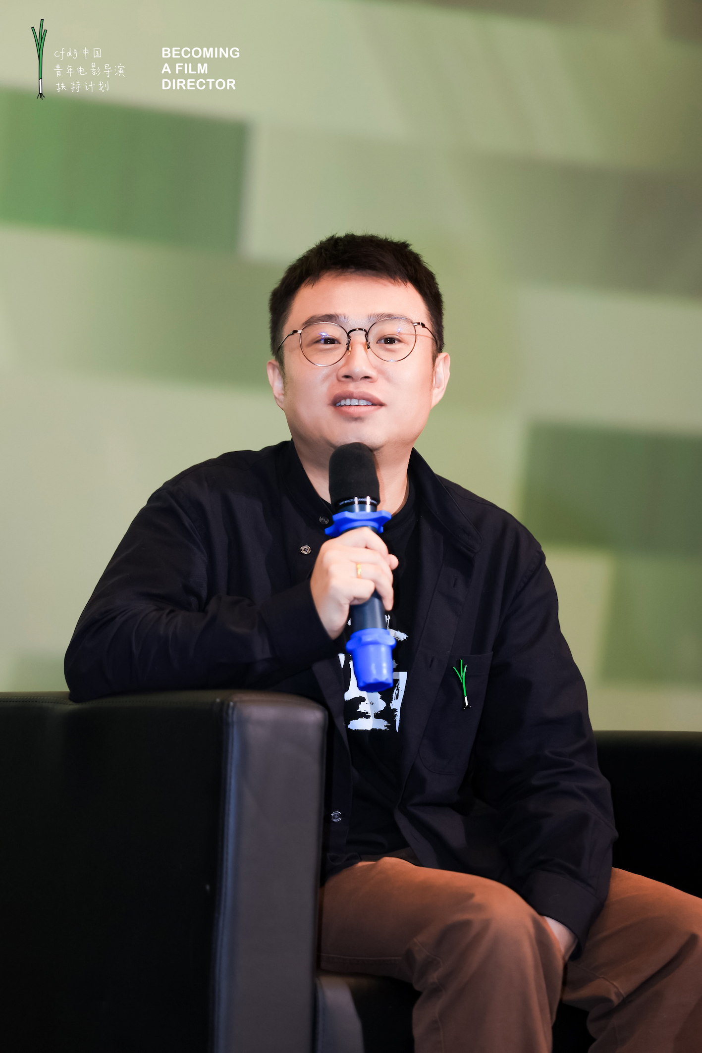 《何处生长》导演龙凌云.jpg
