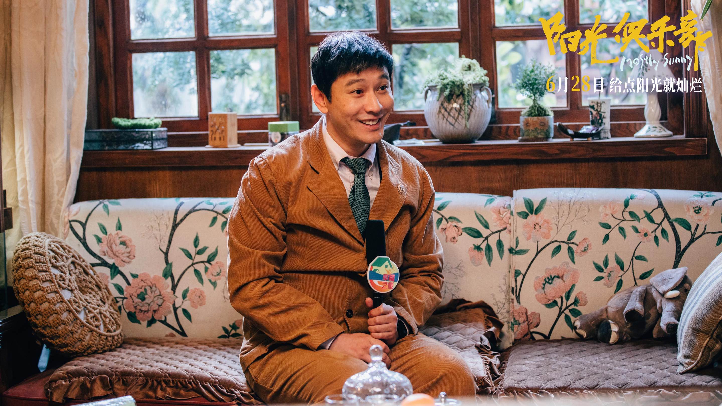 黄晓明.jpg